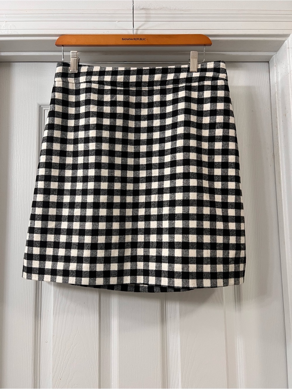 J Crew Black & White Gingham Wool A-Line Mini Skirt Sz 8 
Casual/ Workday